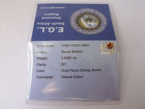 *0.9360 cts Round Brilliant Vivid Orangy Brown* Certified - 100% Natural Diamond