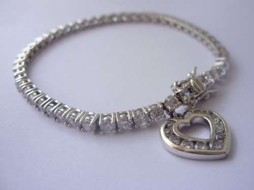 Beautiful Solid Sterling Silver "925" Tennis Bracelet