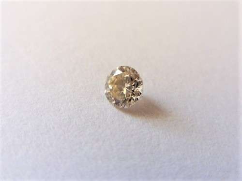 *1 x 0.095 ct Round Brilliant Natural Diamond*