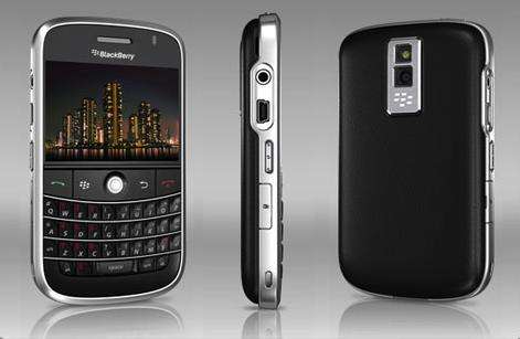 ORIGINAL BLACKBERRY 9000 BOLD - unlocked for all networks