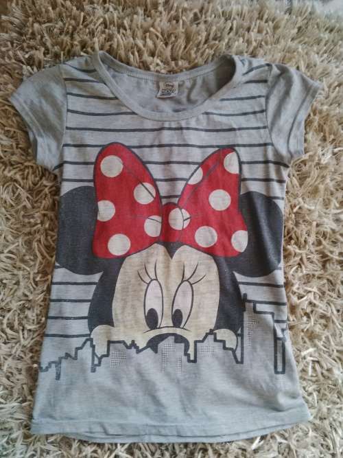 MICKEY MOUSE T-SHIRT 8/9 YEARS