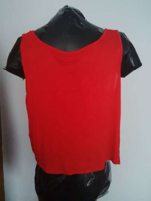 RED FRONT KNOT T-SHIRT SIZE 12