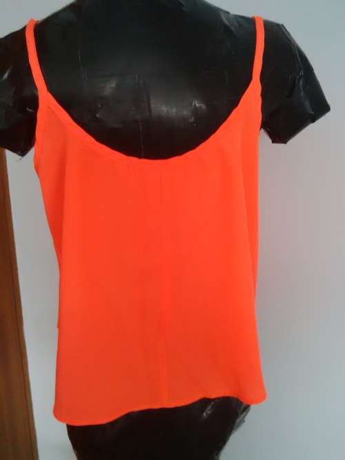 STRAPPY TOP SIZE L