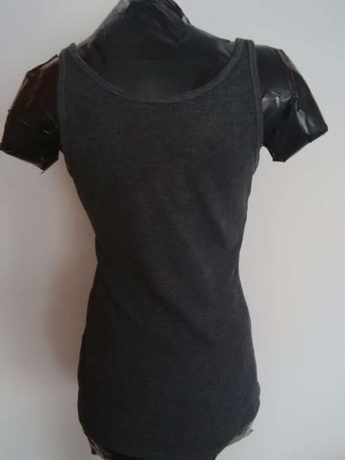CHARCOAL STRAPPY TOP SIZE M/L