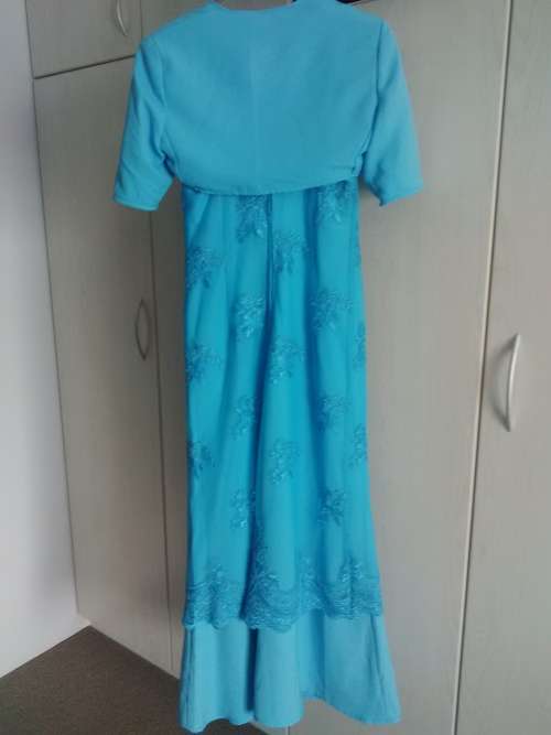 BEAUTIFUL EVENING DRESS WITH BOLERO SIZE 10