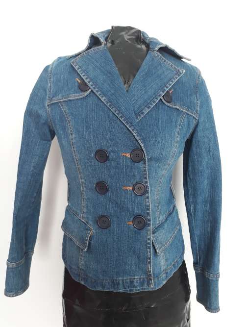 LADIES DENIM JACKET SIZE 32/34