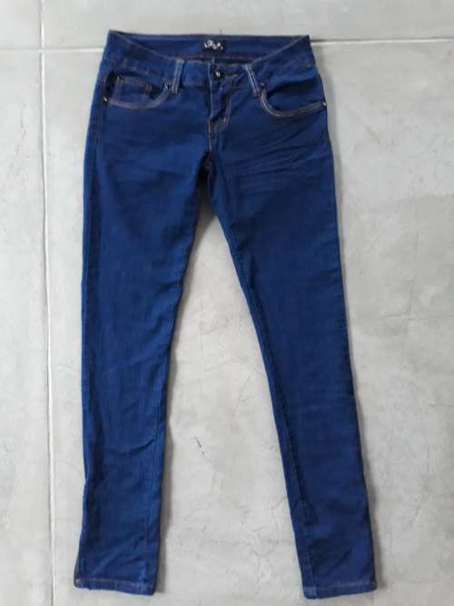 LADIES STRETCH DENIM SIZE 8