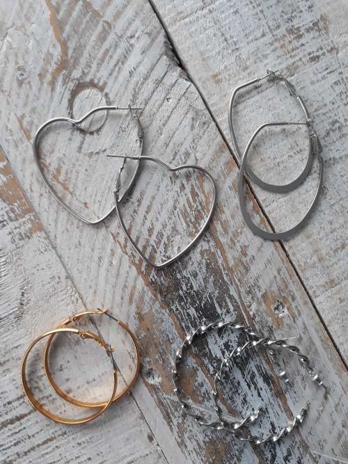 4 SET OF HOOPS