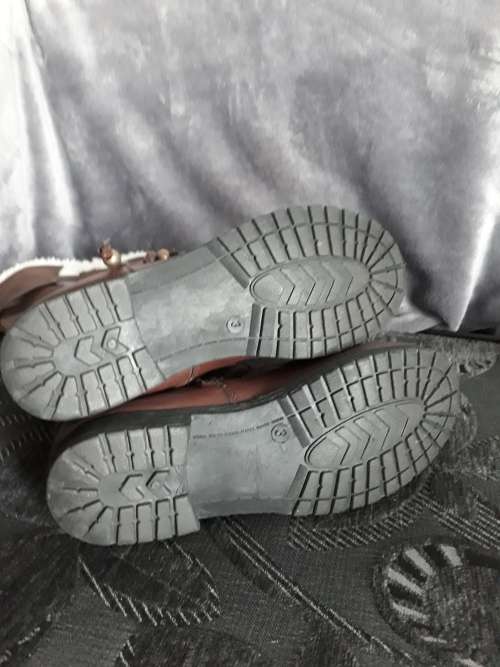 GIRLS FUNKY BOOTS SIZE 3