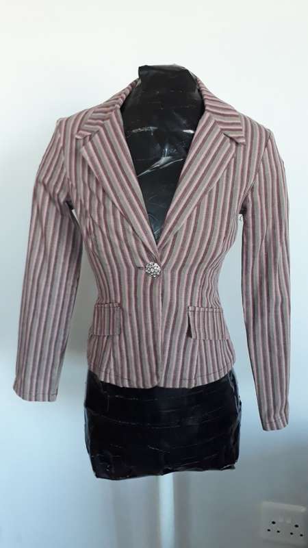 WWW STUNNING BLAZER SIZE 10