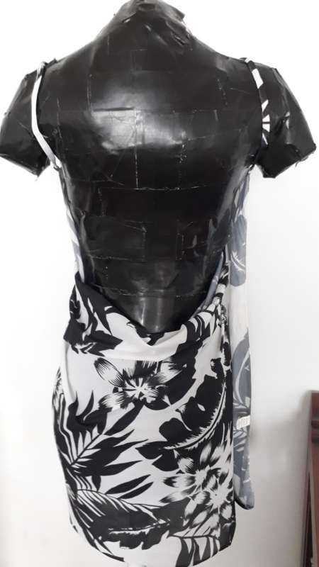ORIGINAL SARESS COVER-UP SIZE MED
