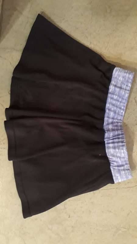 GIRLS SKORT 9-10 YEARS