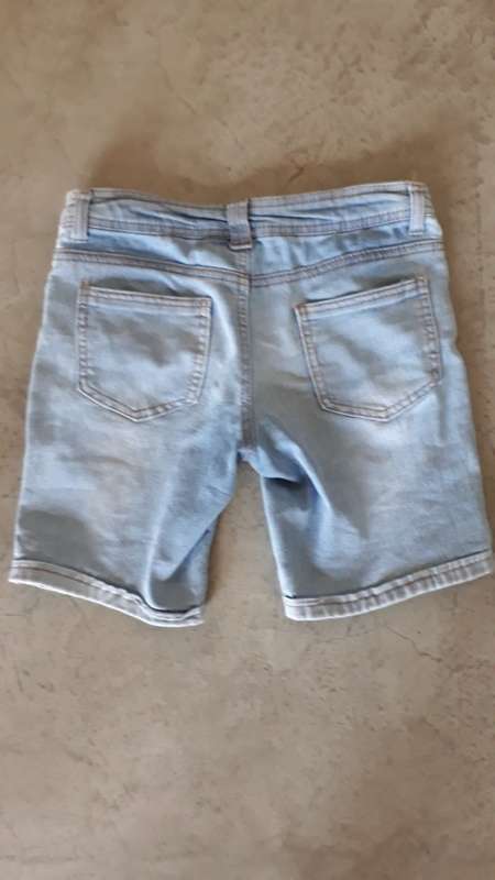 GIRLS JEAN SHORT 10-11 YEARS
