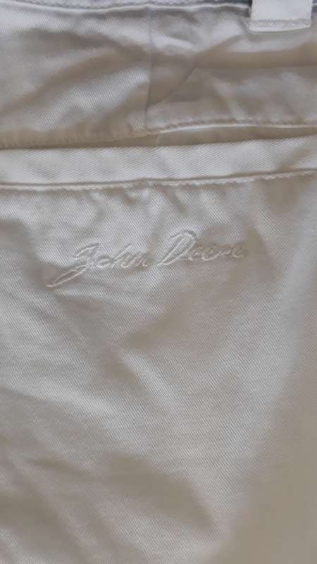 JOHN DEERE LADIES 34 CAPRI PANTS  SIZE 28
