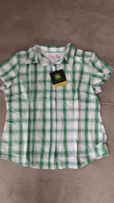 SHORT SLEEVE SHIRT SIZE LARGE