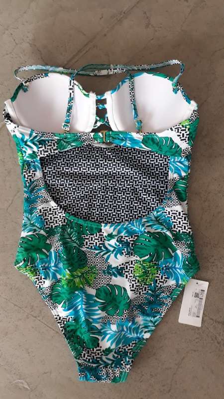 STUNNING FOSCHINI SWIMWEAR SIZE 10 bobshop .za