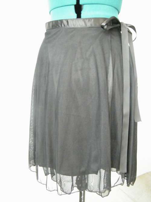 SOFT TULLE WRAP SKIRT SIZE 34
