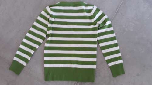 LADIES KNITWEAR SIZE MED
