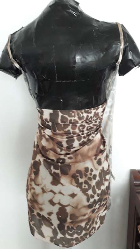 SARESS (BEACHDRESS OR COVER-UP) SIZE SMALL