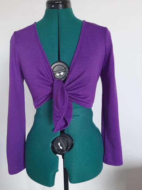 FRONT KNOT BOLERO SIZE SMALL