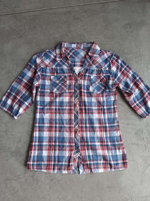 GIRLS SHIRT SIZE 12/13 YEARS