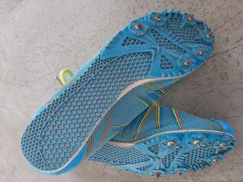 OLYMPIC SPIKES SIZE 8