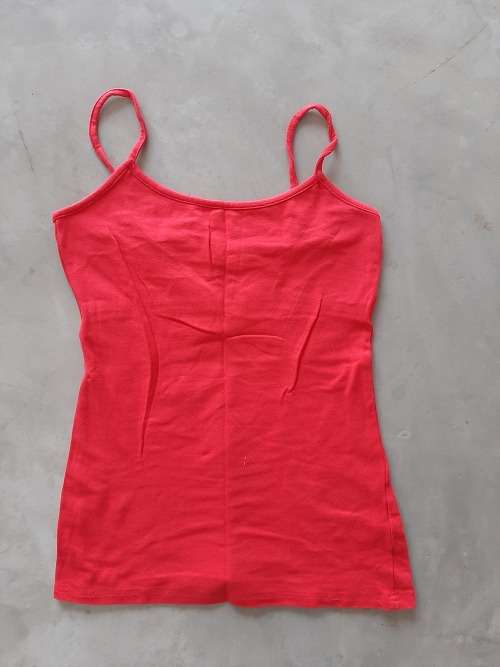 STRAPPY TOP SIZE SMALL