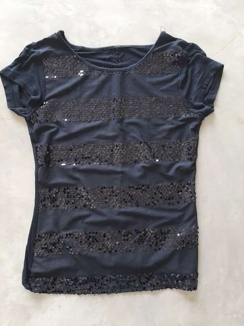 SEQUIN T-SHIRT SIZE S/M