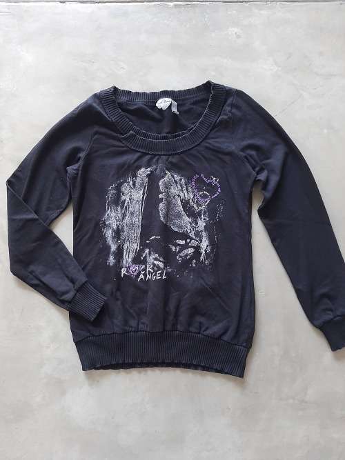 LONG SLEEVE TOP SIZE small