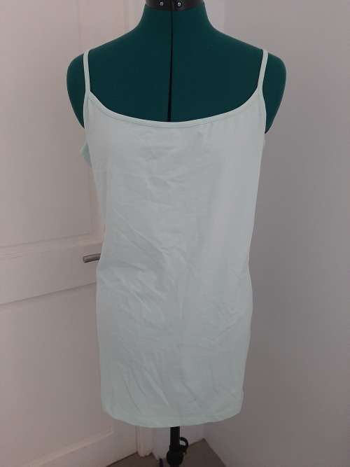 OUT OF THE BLUE STRAPPY VEST SIZE L/XL