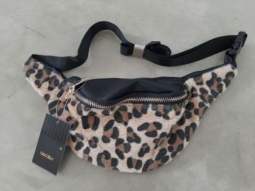 STUNNING ANIMAL PRINT BUMBAG