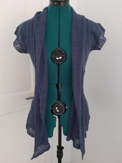 CROCHET CARDIGAN SIZE S/M