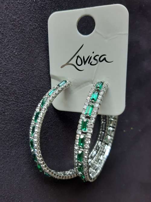 STUNNING HOOP EARRINGS