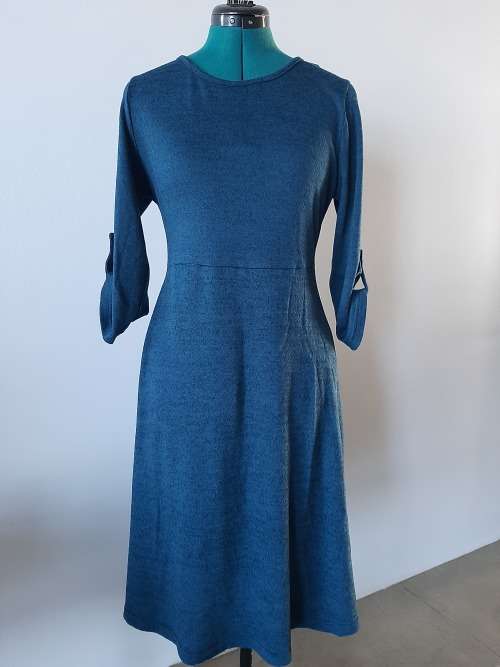 LADIES SKATER DRESS SIZE LARGE (BRAND NEW)