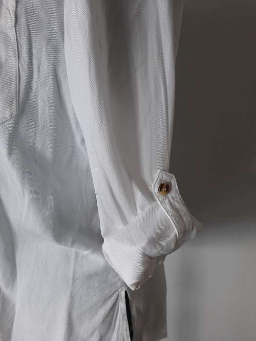 LADIES CREAMY WHITE SHIRT SIZE medium