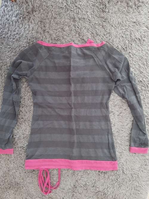 Maxed top -size small