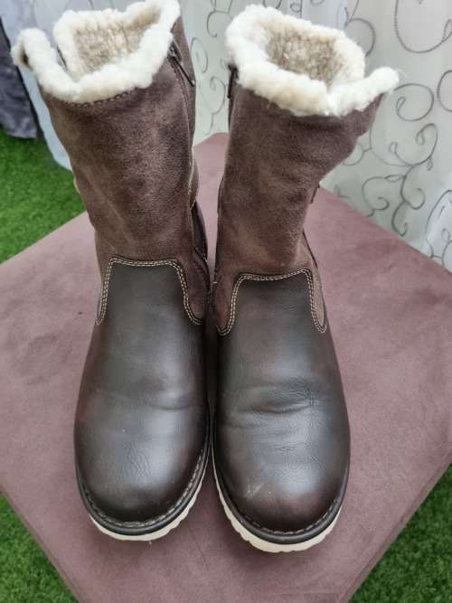 LADIES BRONX BOOTS SIZE 5