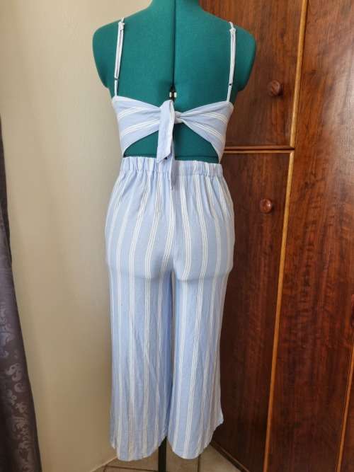 SUPER COOL JUMPSUIT SIZE SMALL