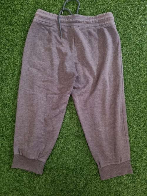 3/4 SWEATPANTS SIZE MED
