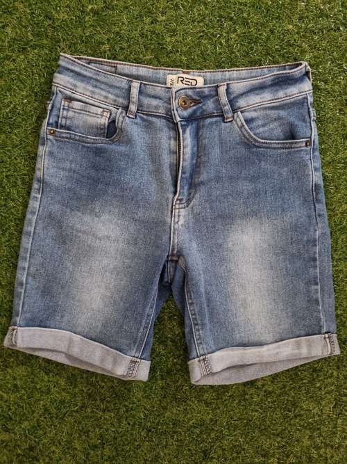 JEAN SHORTS SIZE 30/6