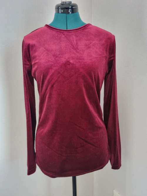 BURGUNDY VELOUR TOP SIZE M