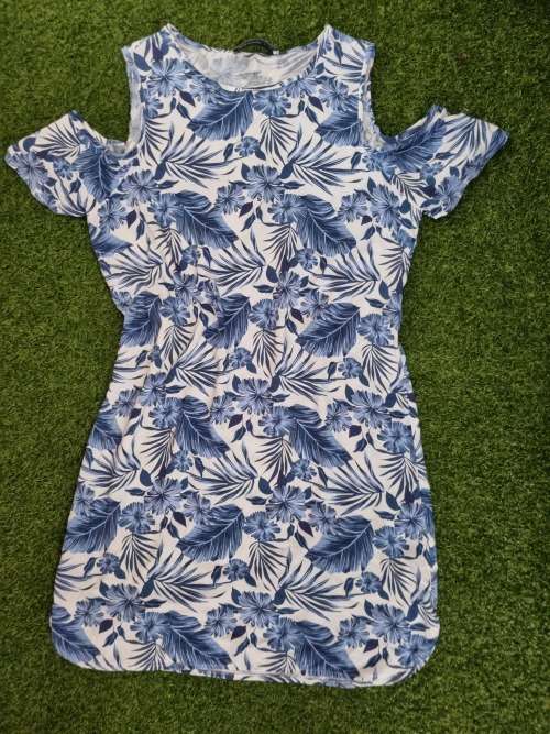 OPEN SHOULDER VISCOSE DRESS SIZE LARGE