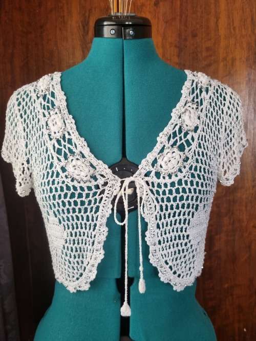 CROCHET BOLERO SIZE MED