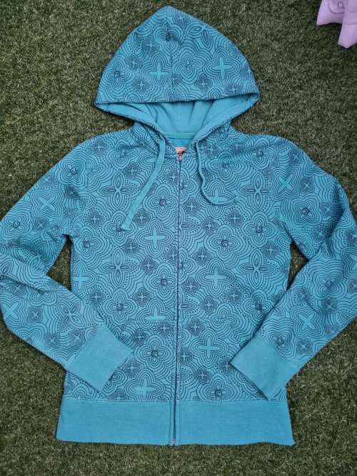 HOODIE SIZE MED