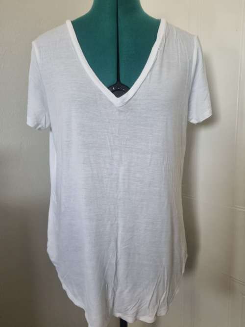 Viscose t-shirt-size 10/med
