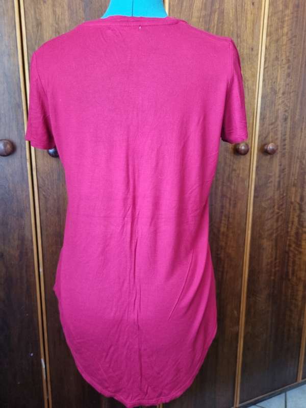 T-shirt. size 10