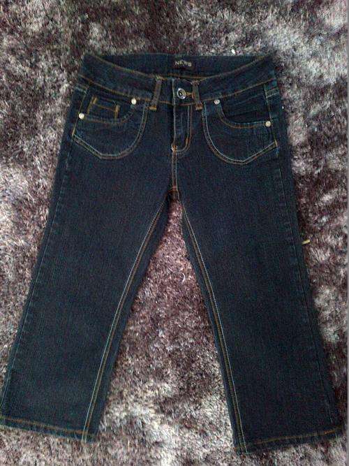 LATE ENTRY!! Stunning NEWS 3/4 jeans size 8/10 as new