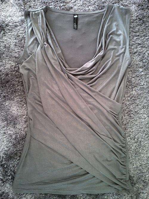 BLING FORMAL COWL NECK TOP SIZE S / PETITE MED