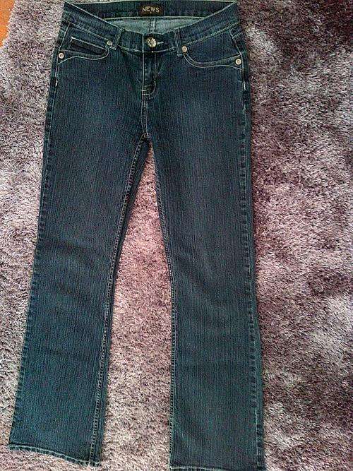 NEWS JEANS SIZE 10