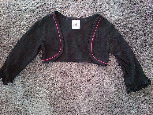 SO CUTE BOLERO SIZE 6-7 YEARS